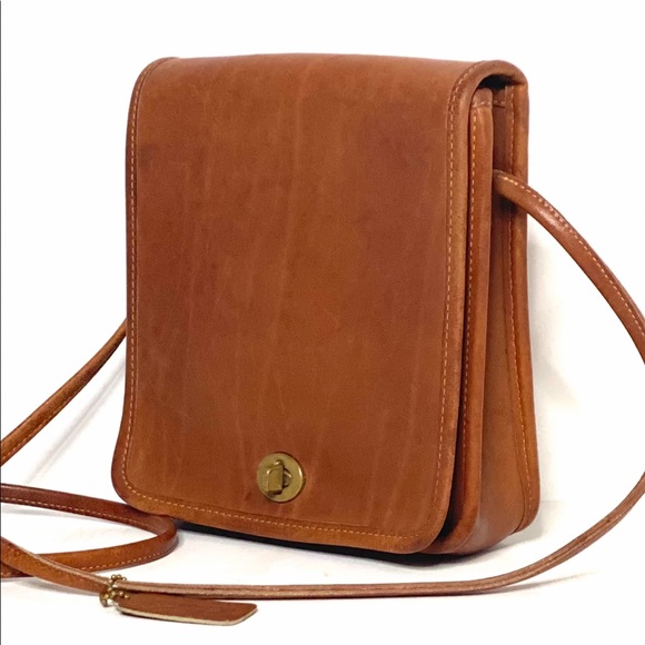Coach Handbags - COACH Vintage British Tan Compact Flap Bag 2122